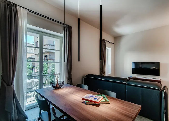 Apartment La Terrazza - Downtown - Terrace And Jacuzzi Como