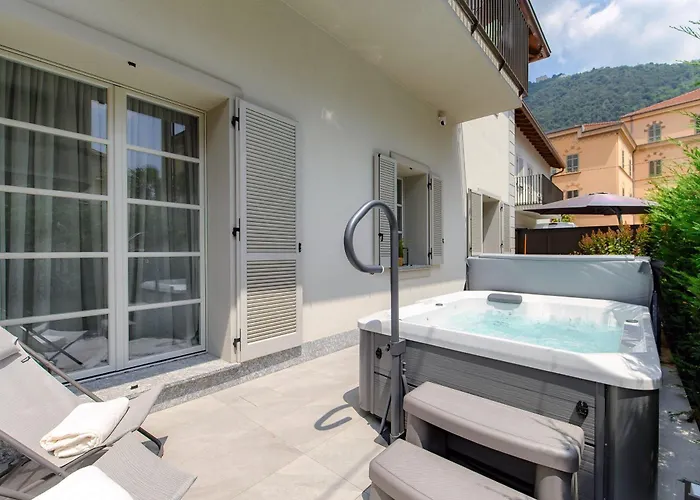 La Terrazza - Downtown - Terrace And Jacuzzi Apartamento Como