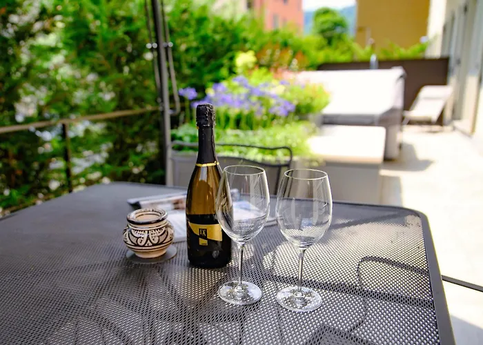 La Terrazza - Downtown - Terrace And Jacuzzi Apartamento Como