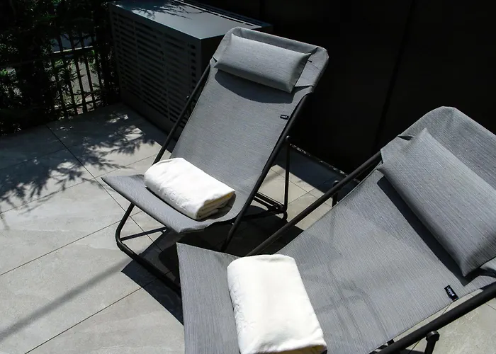 La Terrazza - Downtown - Terrace And Jacuzzi * קומו